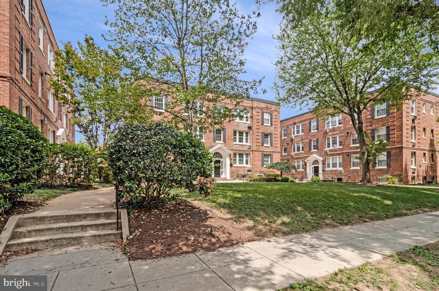4491 Macarthur Boulevard NW #102 photo 19