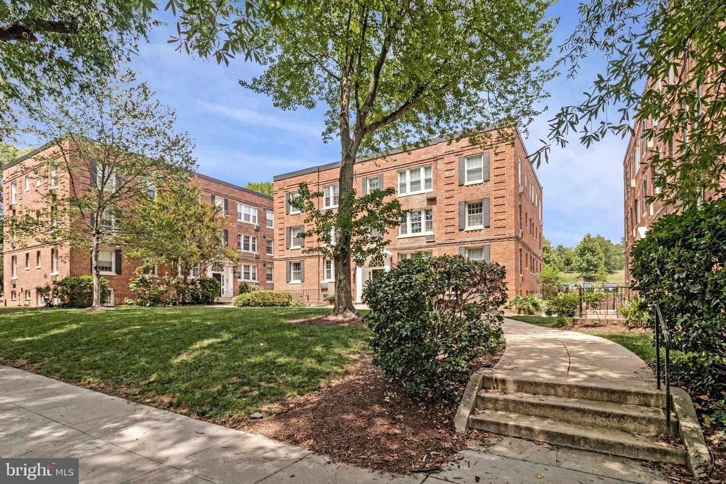4491 Macarthur Boulevard NW #102 photo 20