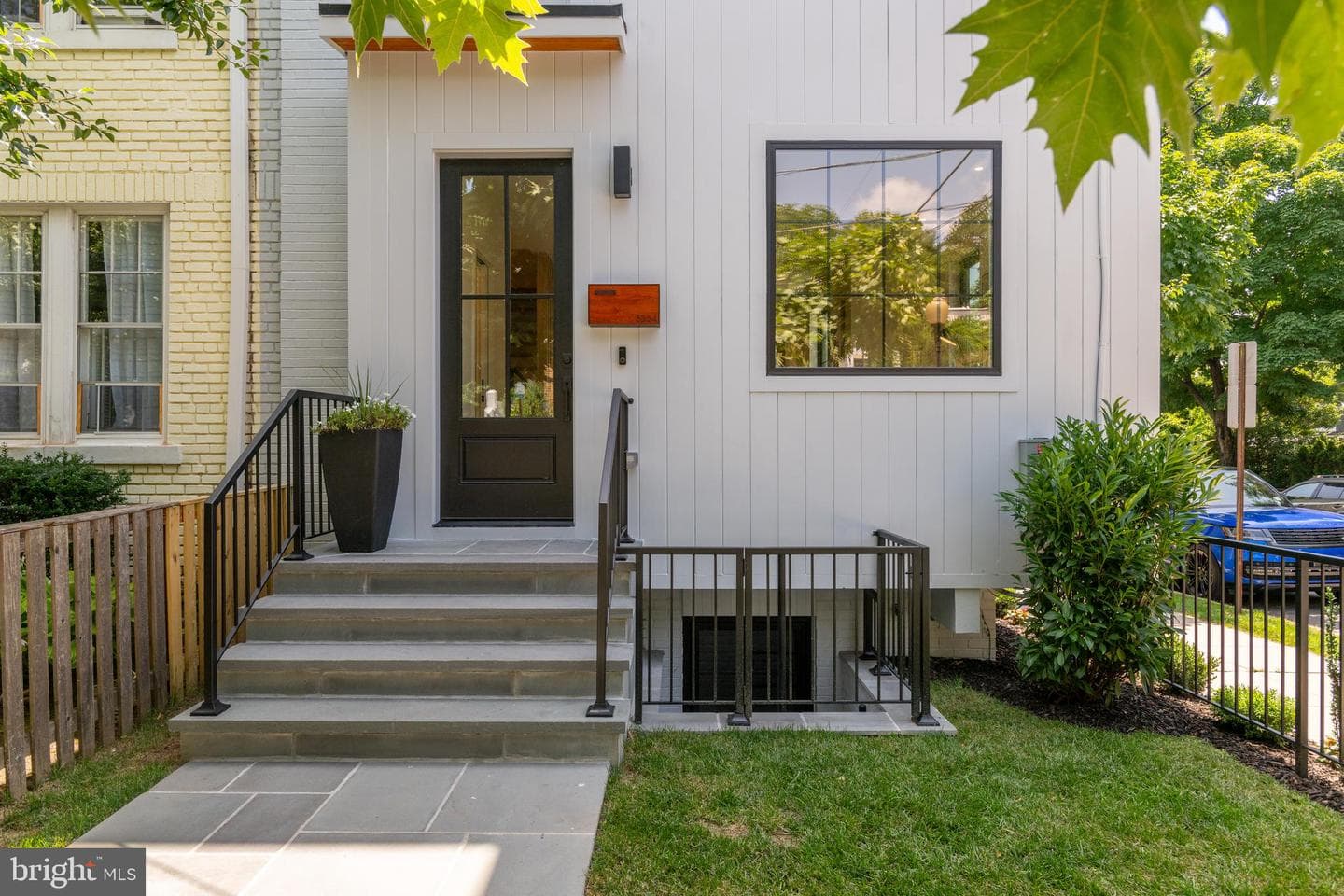 3554 T Street NW, Washington
