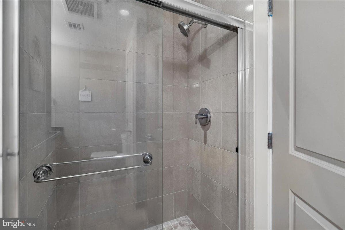 301 Massachusetts Avenue NW #1104 photo 13