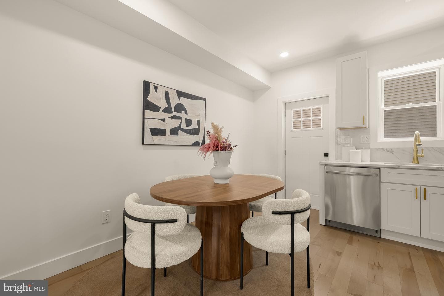 344 Elm Street NW photo 11