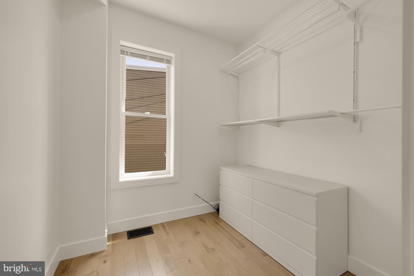 344 Elm Street NW photo 20