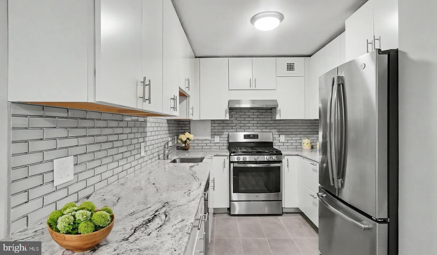 700 7th Street SW #711 photo 13