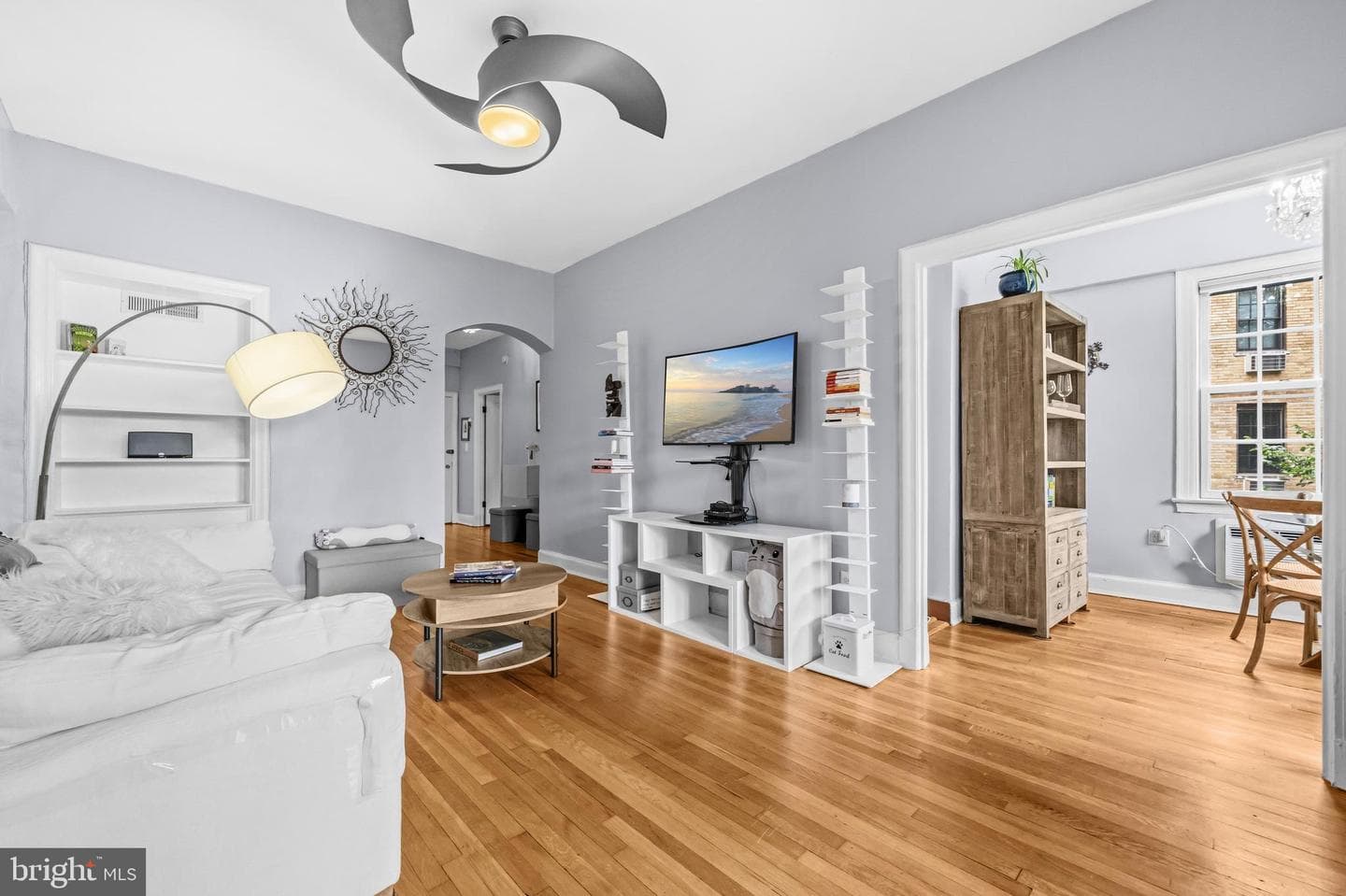 2032 Belmont Road NW #405 photo 5