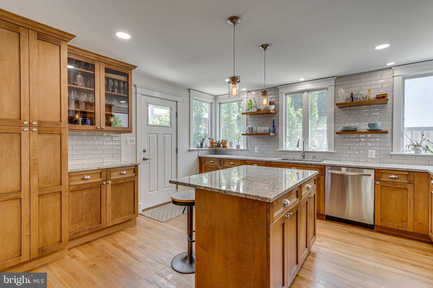 1224 Aspen Street NW photo 9
