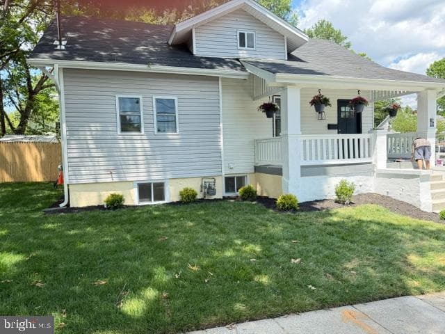 1004 Shepherd Street NE photo 6