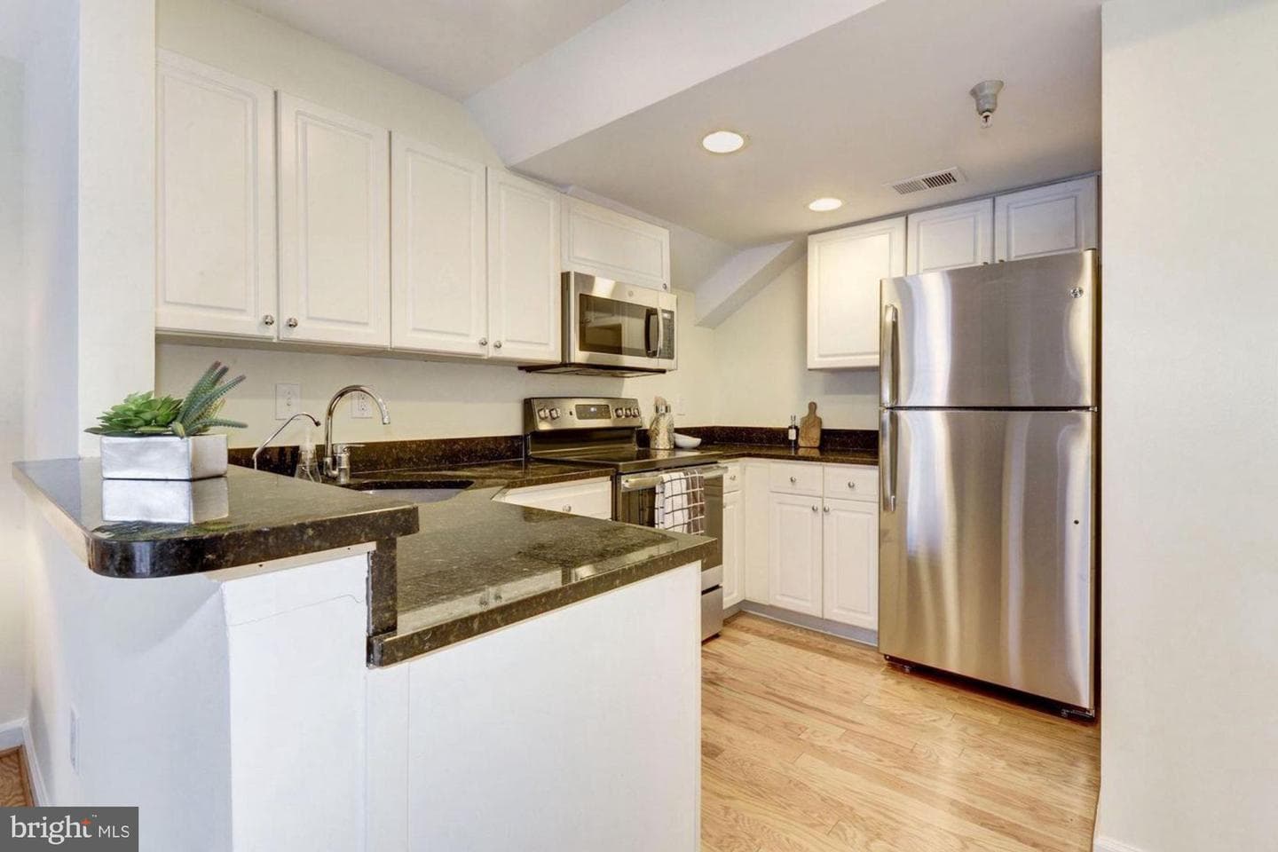1619 R Street NW #ll1 photo 6