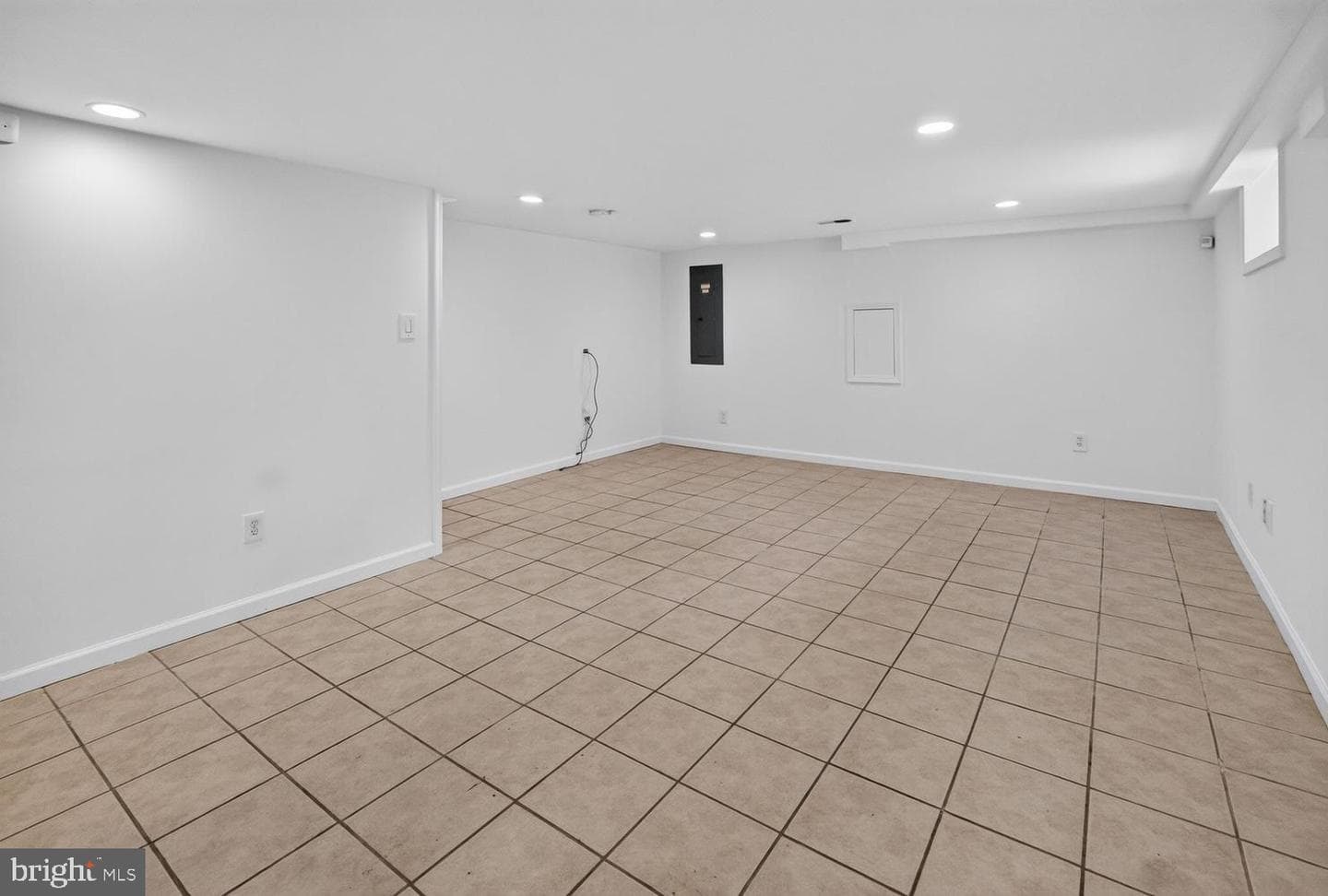 6207 8th Street NW photo 18
