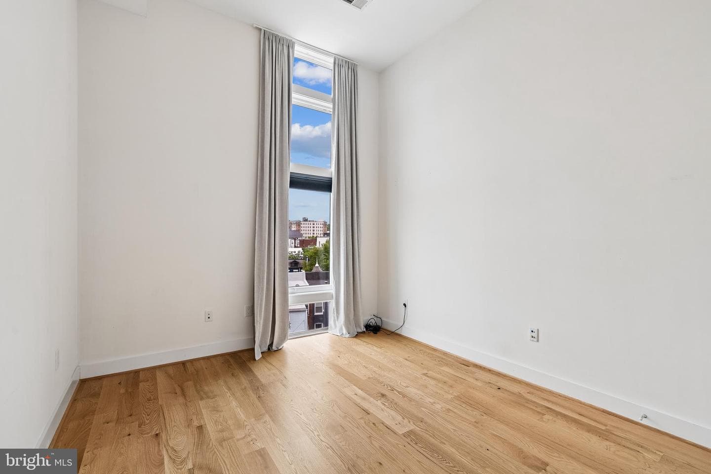 1352 Quincy Street NW #4 photo 25