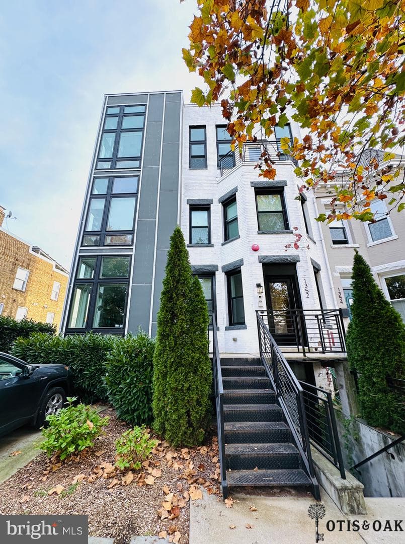 1352 Quincy Street NW #4 photo 43