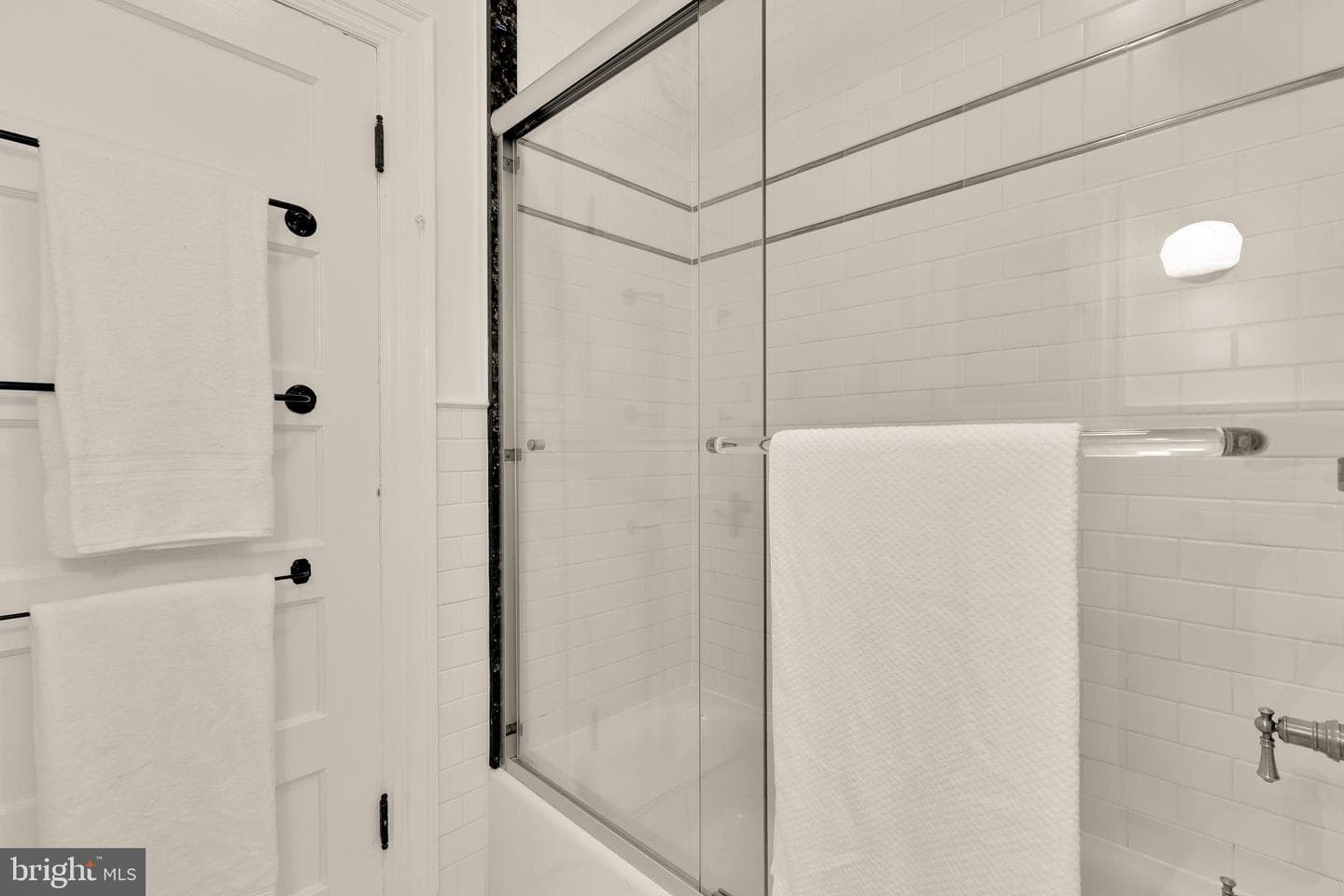 1360 Spring Road NW photo 31