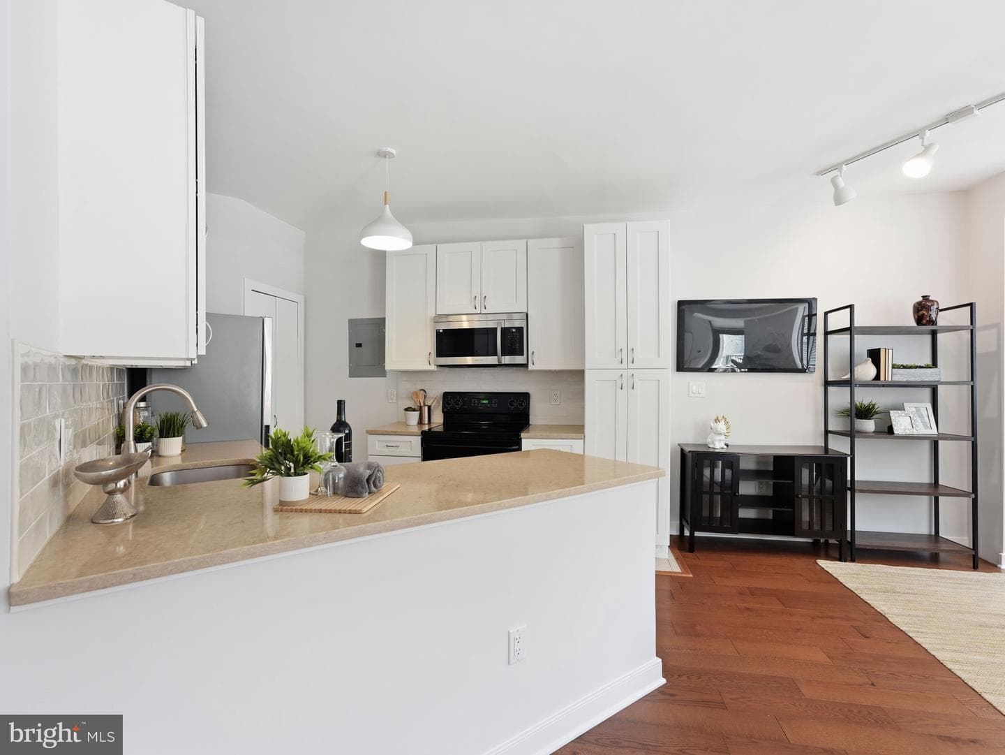 955 26th Street NW #309 photo 6