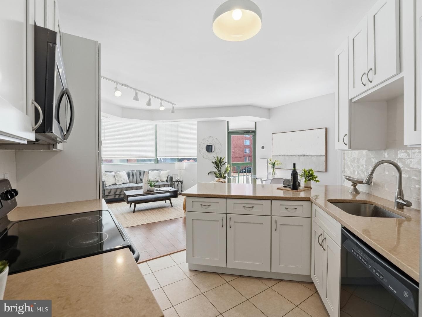 955 26th Street NW #309 photo 9