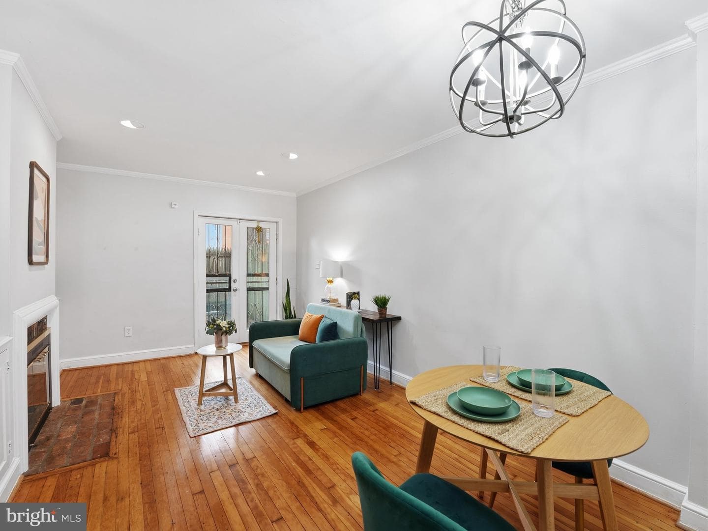 6 Snows Court NW photo 5