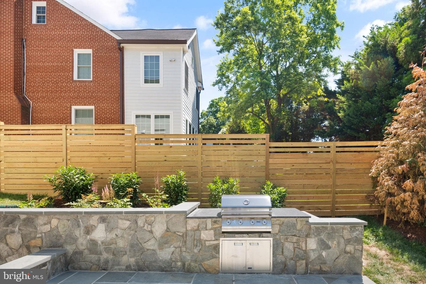 5022 Cathedral Avenue NW photo 49