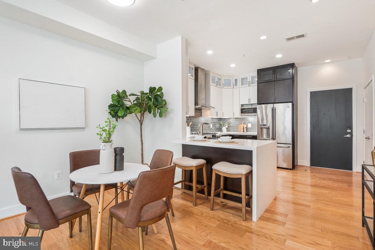 1443 Chapin Street NW #202 photo 17