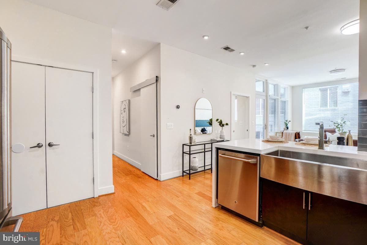 1443 Chapin Street NW #202 photo 8