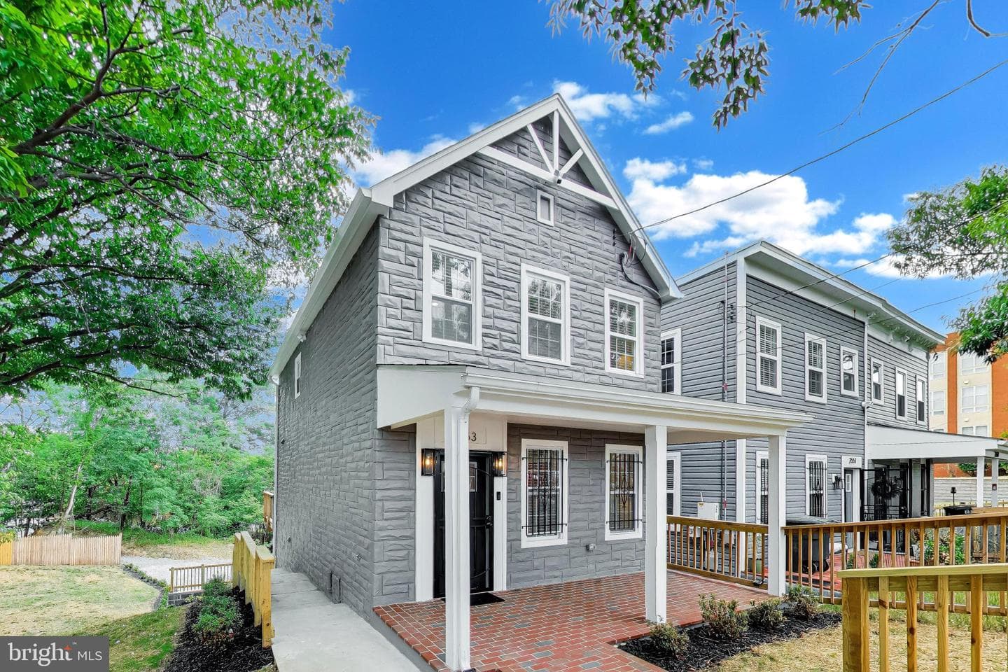 2553 Alabama Avenue SE photo 41