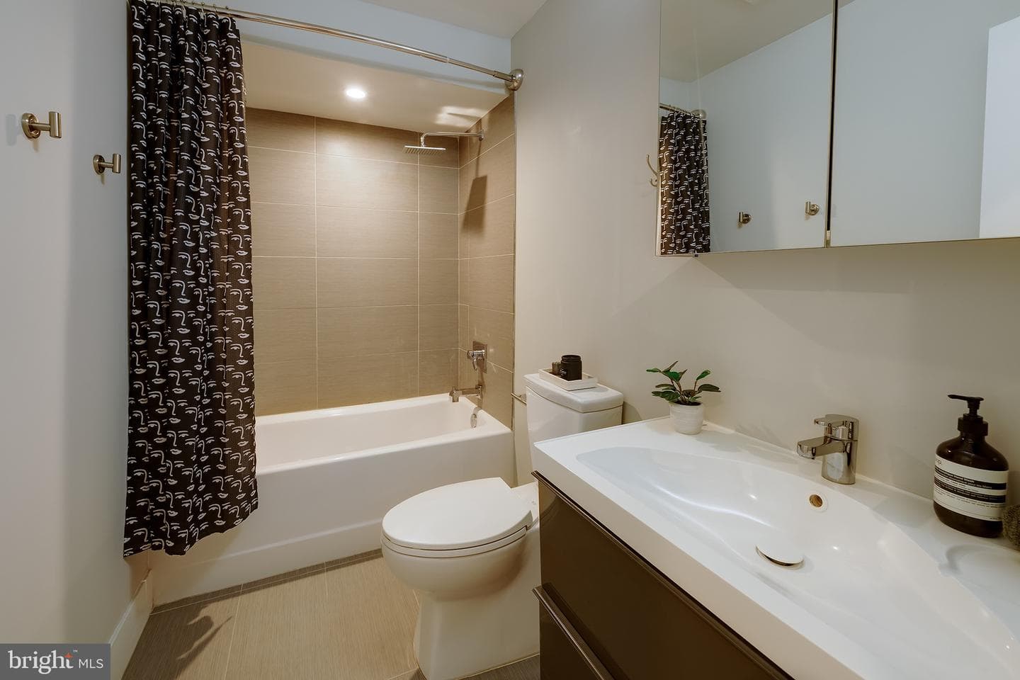 710 Kenyon Street NW #1 photo 43