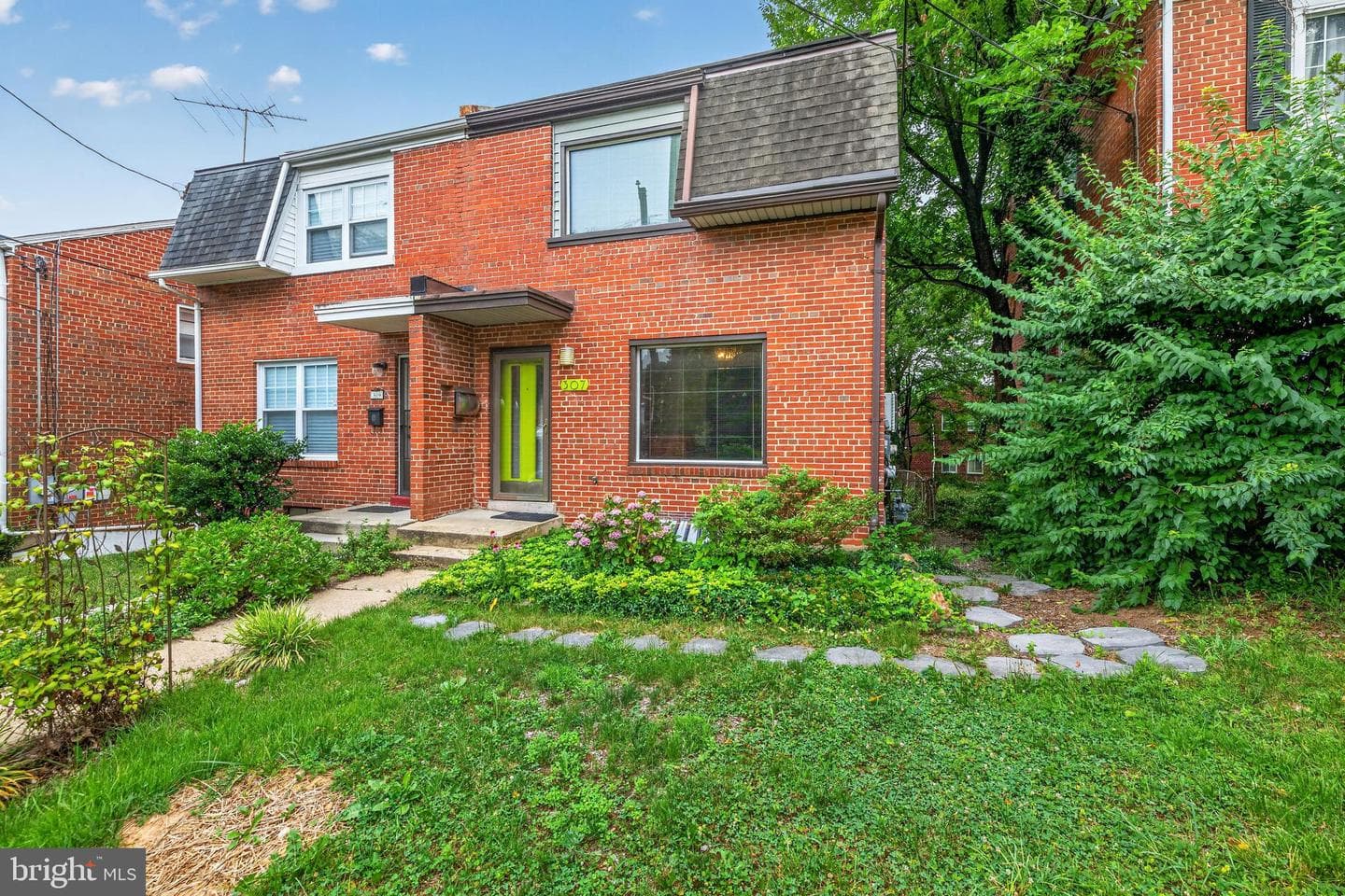 307 Nicholson Street NE, Washington