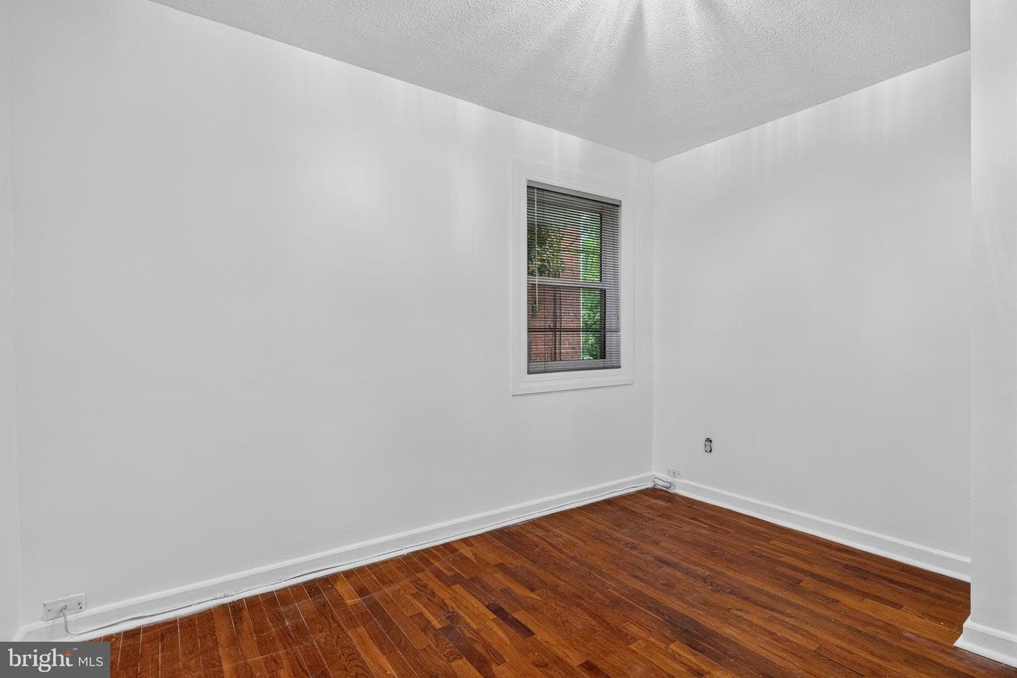 307 Nicholson Street NE photo 21