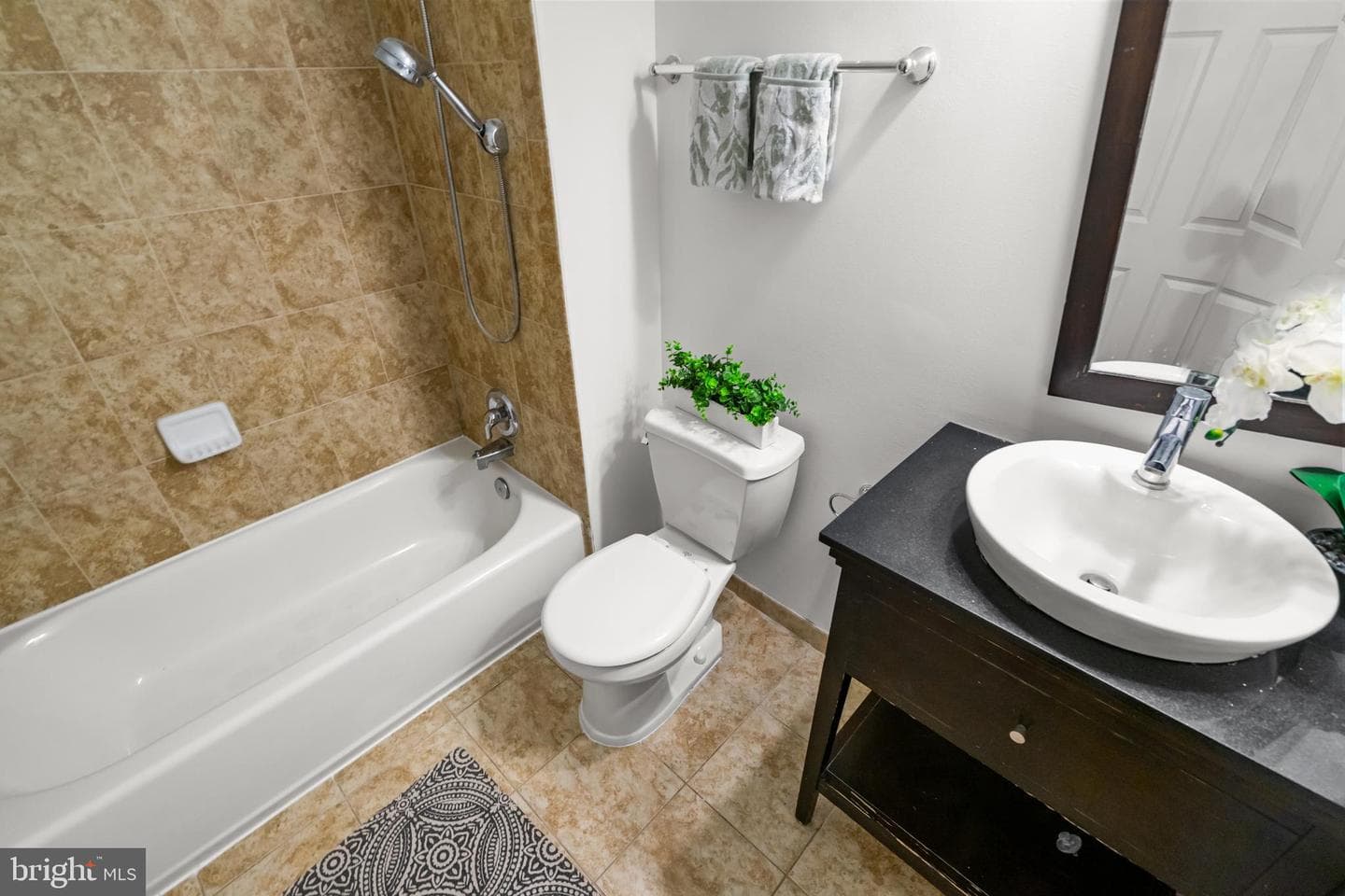 2627 Adams Mill Road NW #104 photo 19