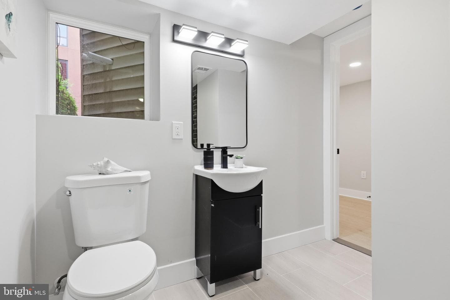 10 R Street NW photo 30