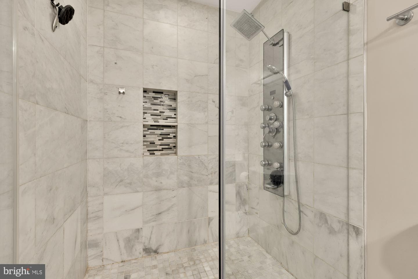 4917 4th Street NW photo 16