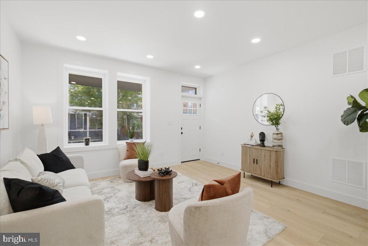 609 Harvard Street NW, Washington