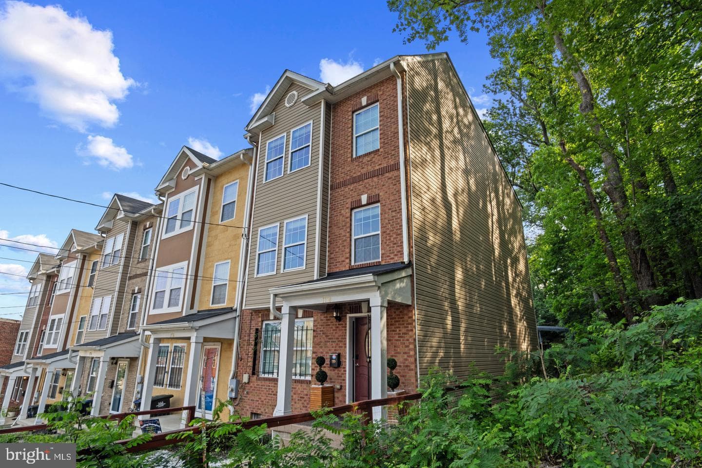 1778 W Street SE photo 3