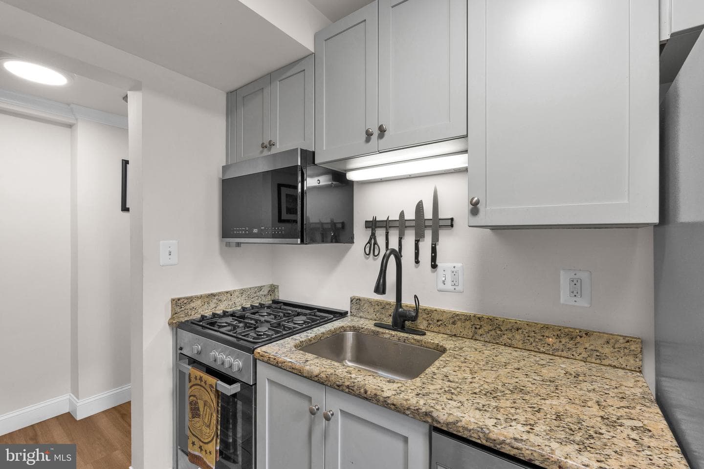 1831 Belmont Road NW #104 photo 6