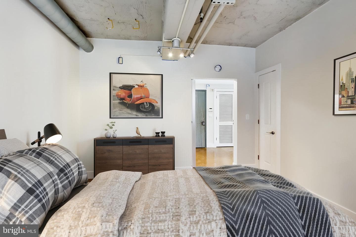 916 G Street NW #404 photo 13