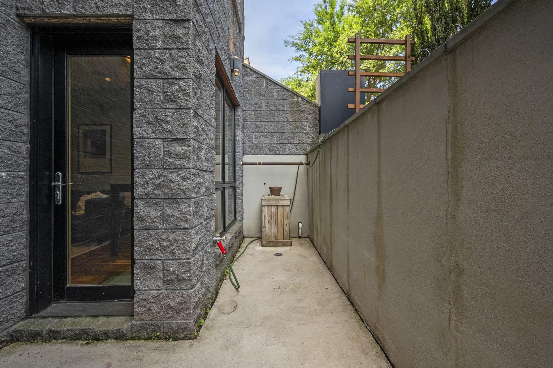 1337 K Street SE ##101 photo 31