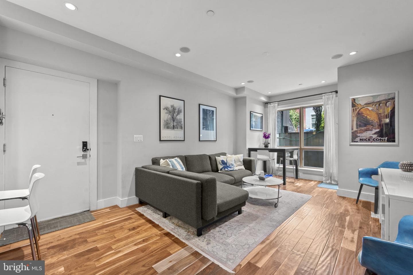 1337 K Street SE ##101 photo 4