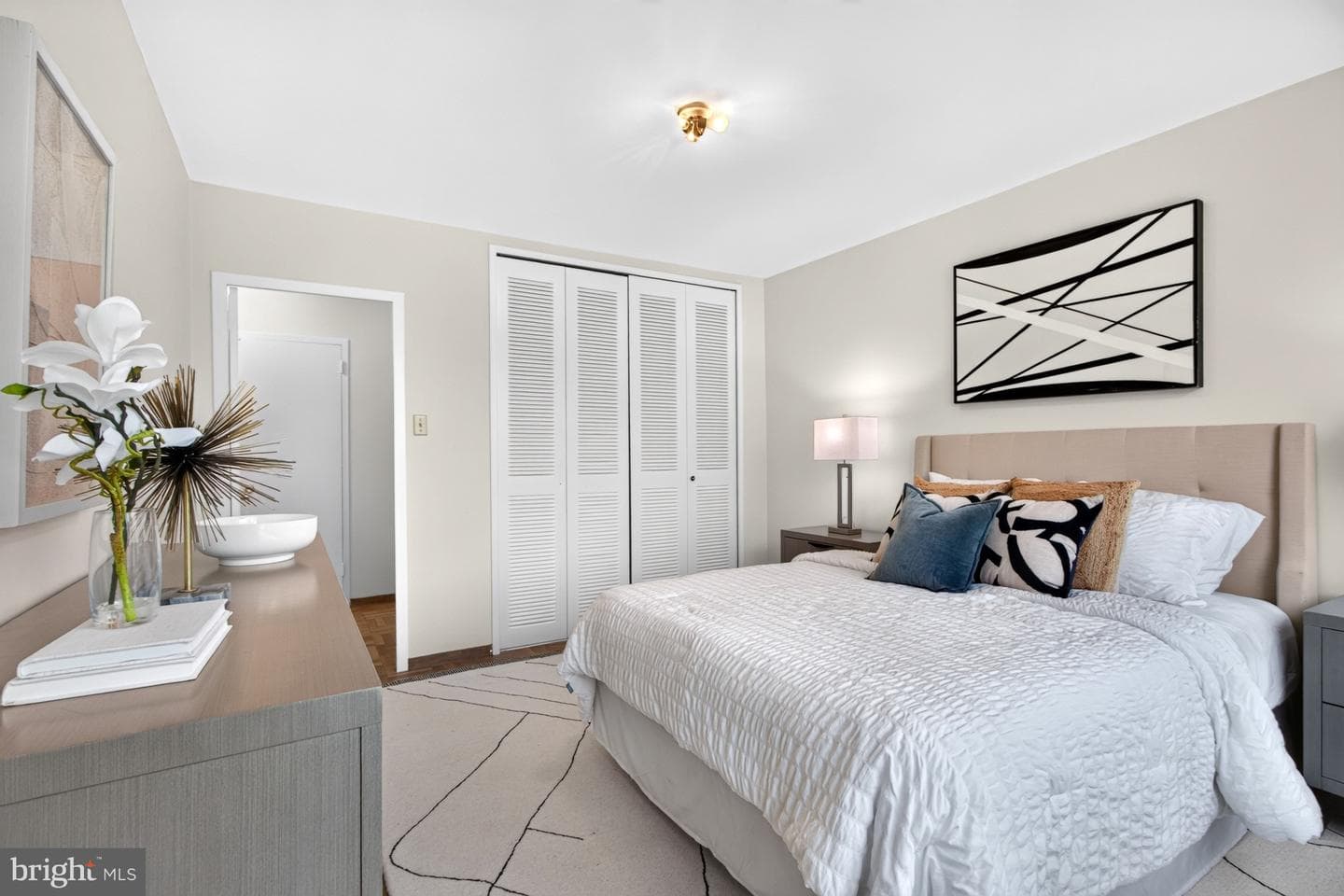 4000 Tunlaw Road NW #705 photo 21