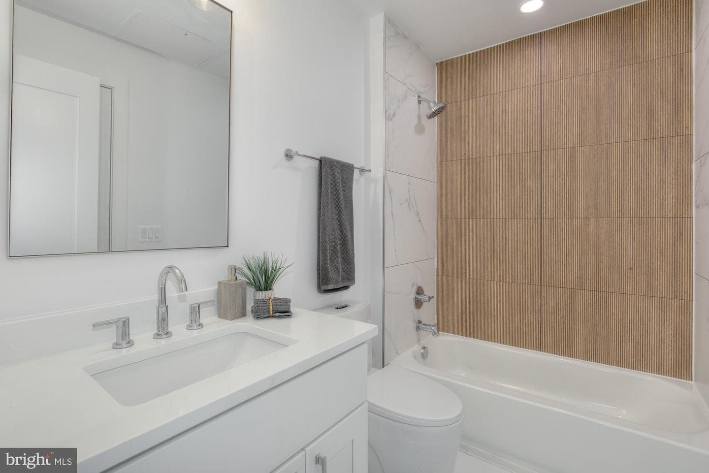 4347 Harrison Street NW #6 photo 12