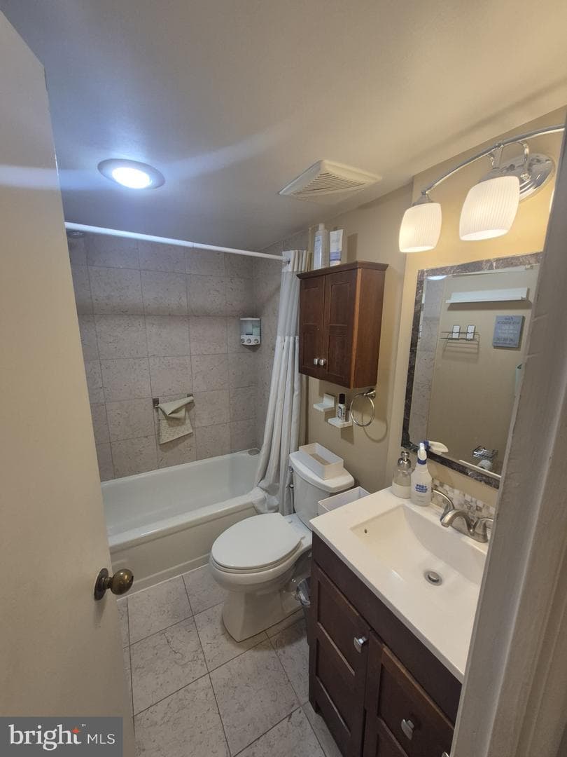 1245 13th Street NW #416 photo 8