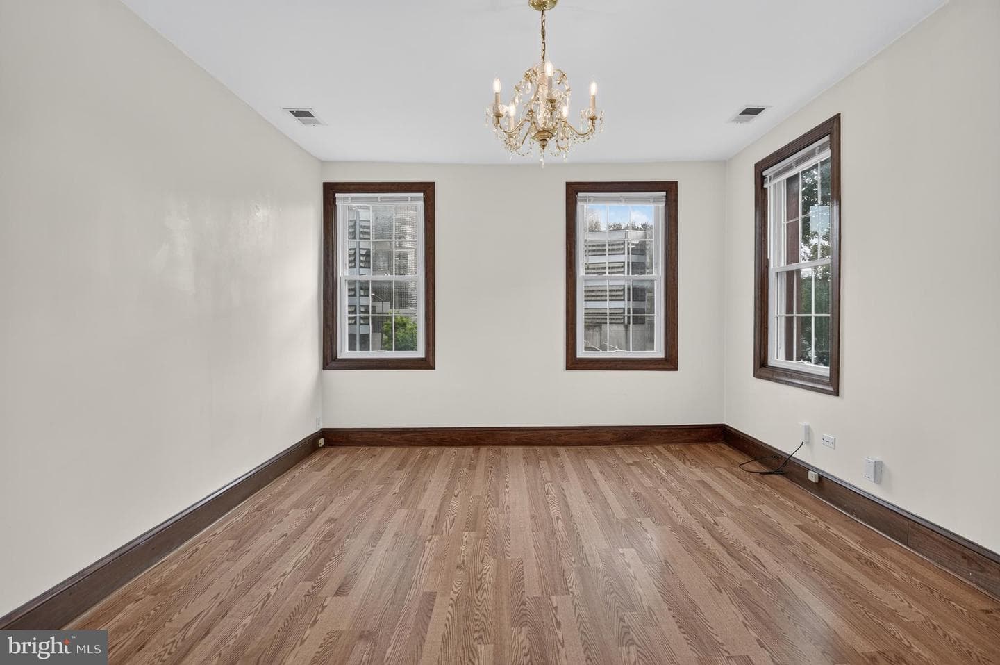 4123 Connecticut Avenue NW photo 5