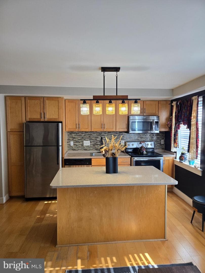 210 Oakwood Street SE #304 photo 3