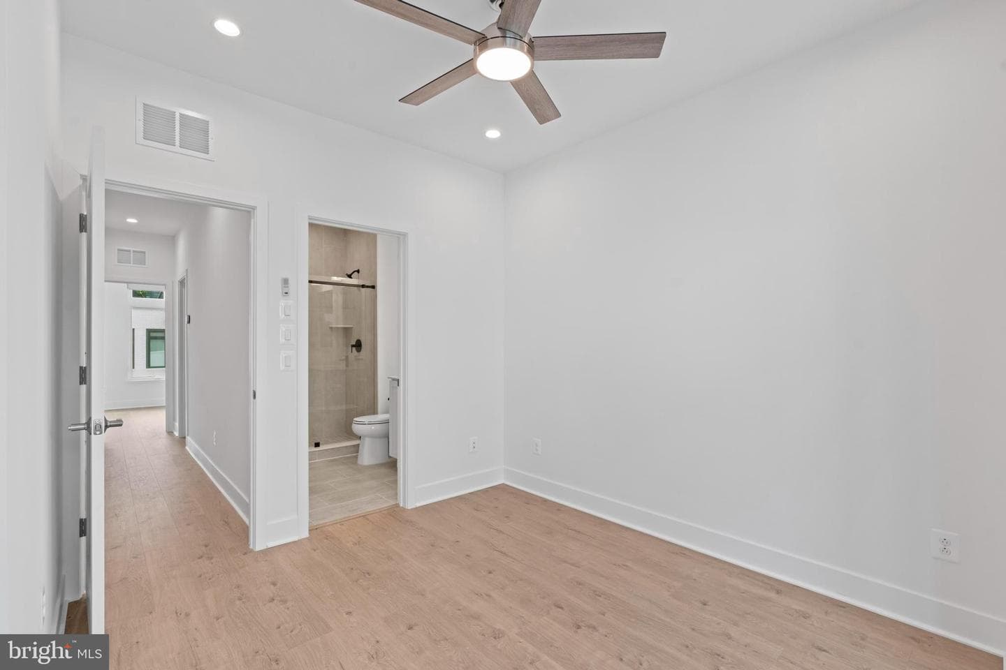 2609 Platt Court NW photo 8