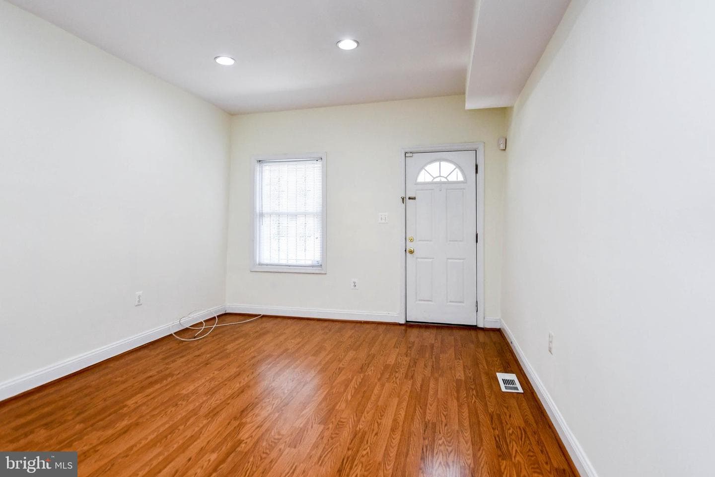 1651 Gales Street NE photo 6