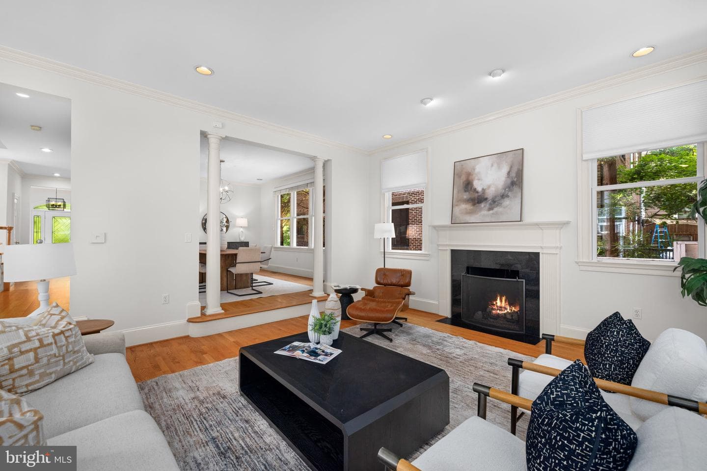 4561 Macarthur Boulevard NW photo 3