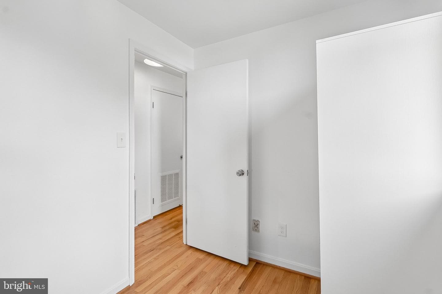 1495 Newton Street NW #404 photo 16