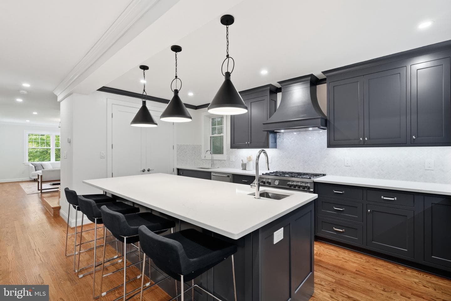 4720 Ellicott Street NW photo 11