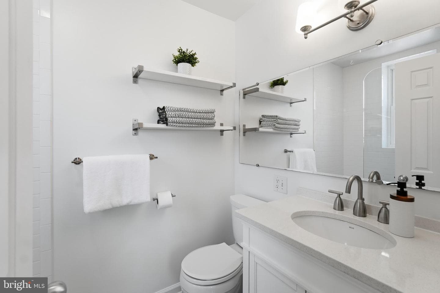 1737 Willard Street NW #7 photo 14