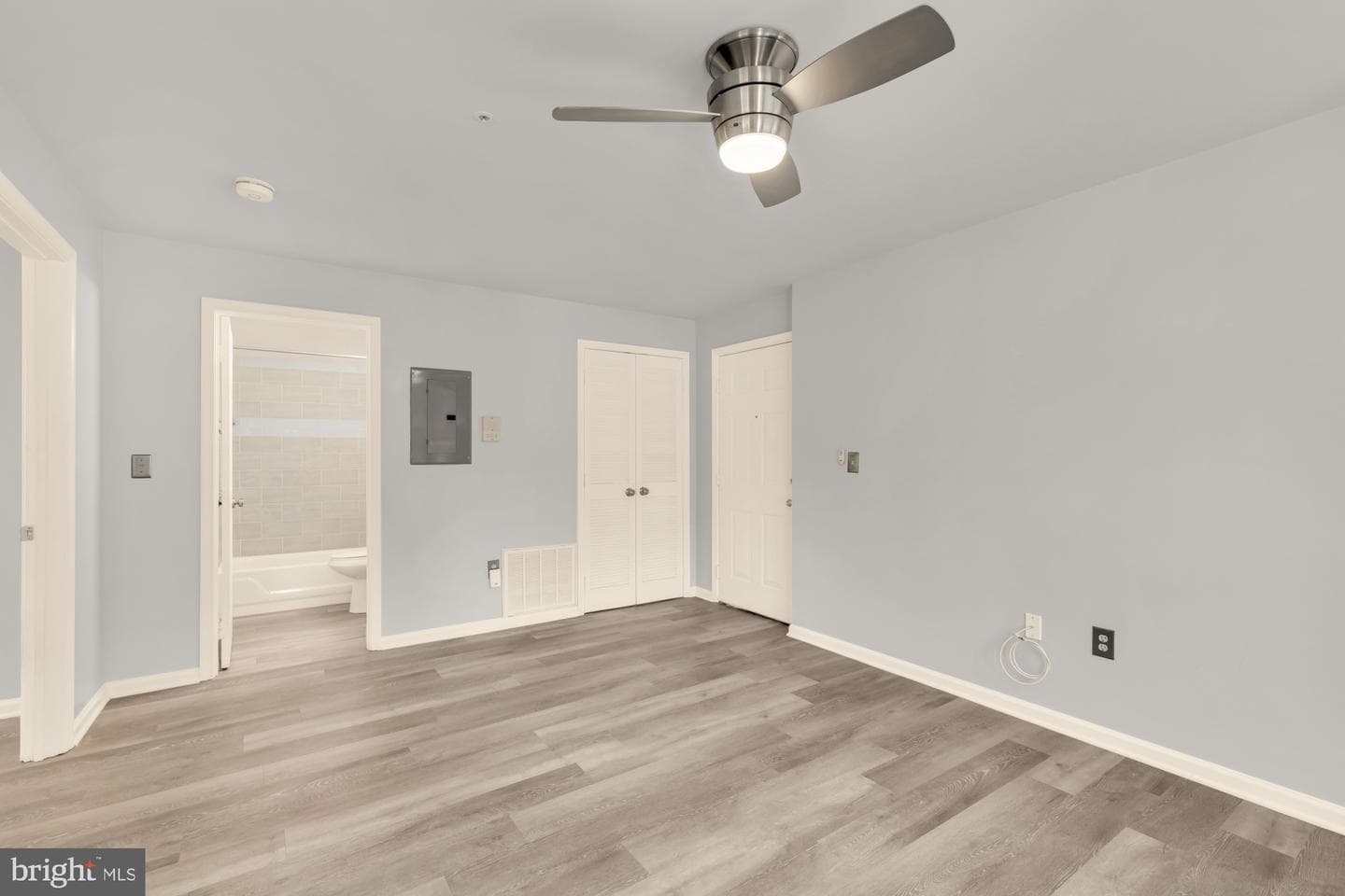 1218 Perry Street NE #101 photo 8