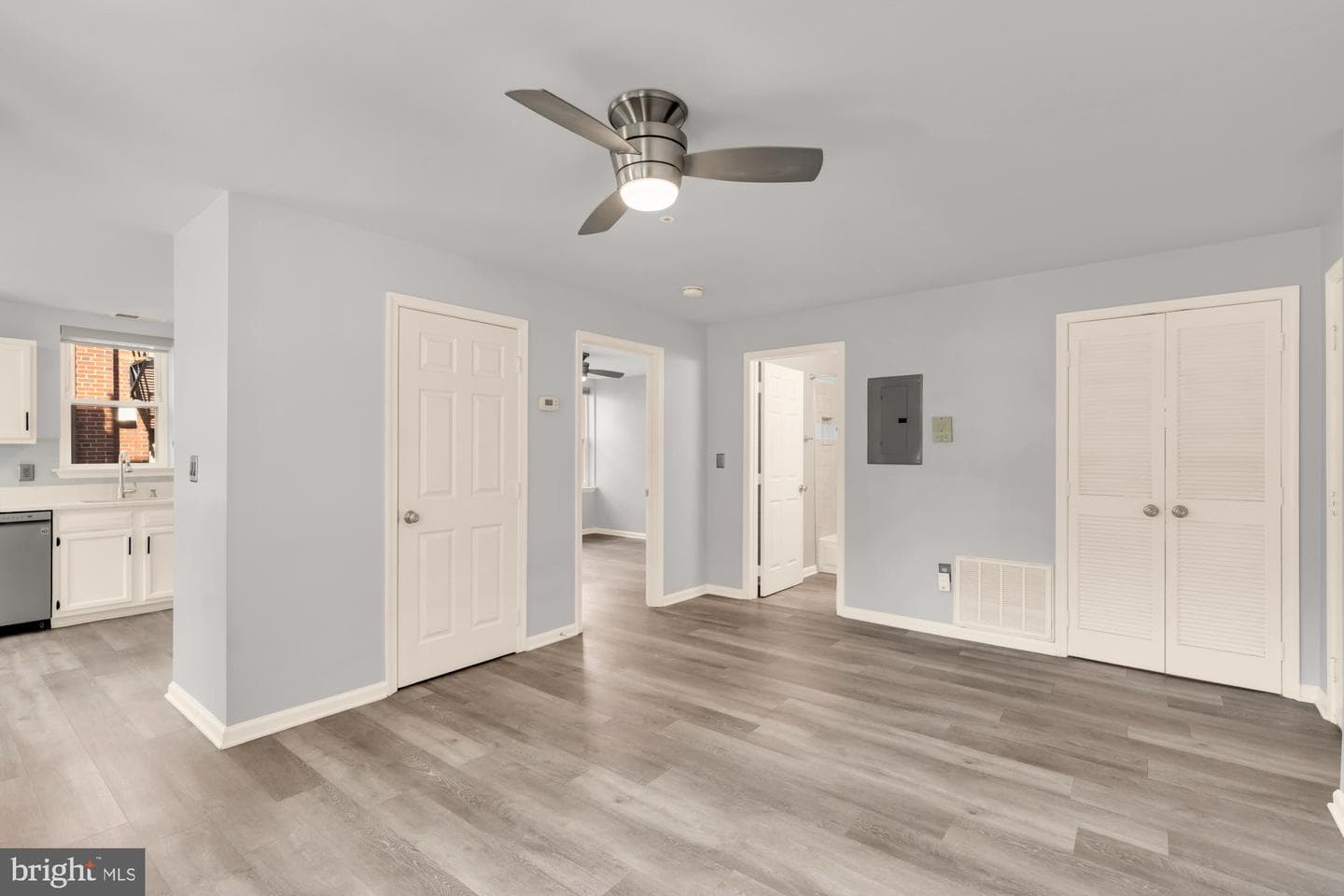 1218 Perry Street NE #101 photo 9