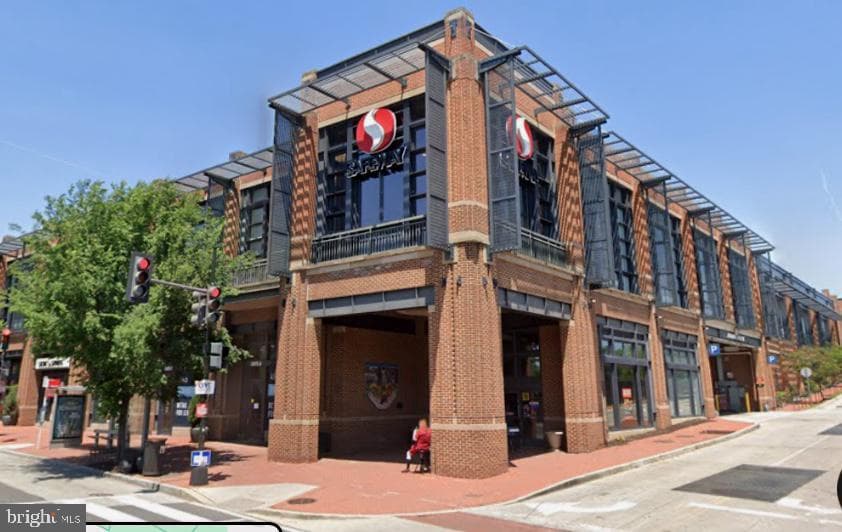 2111 Wisconsin Avenue NW #710 photo 31