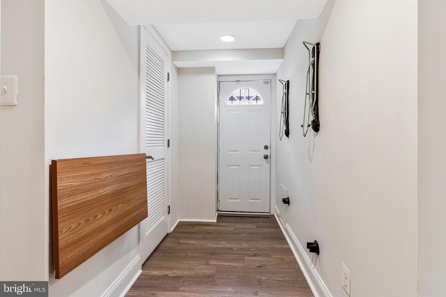 623 Tewkesbury Place NW photo 27