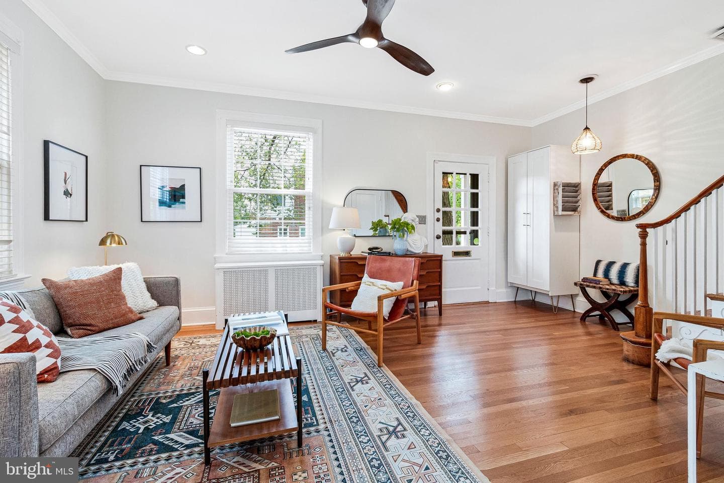 623 Tewkesbury Place NW photo 4